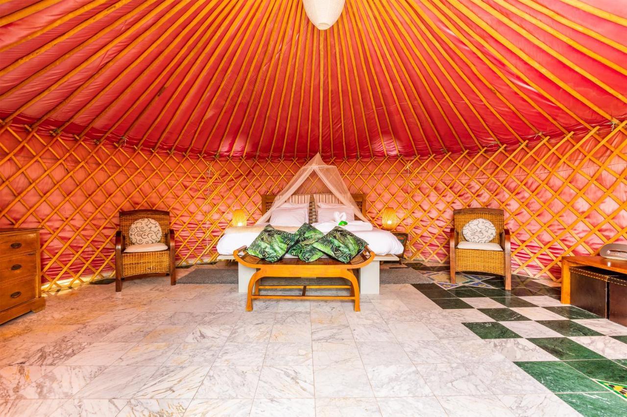 Finca De Arrieta Village - Yurts And Stone Cottages - Shared Pool - Walking Distance To Arrieta Beach - Eco Friendly Tabayesco Exterior foto