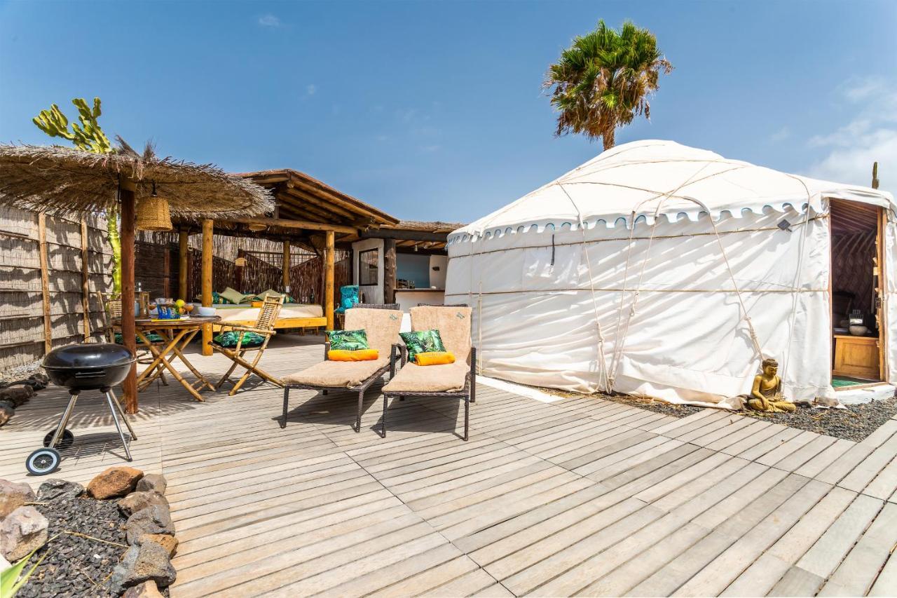 Finca De Arrieta Village - Yurts And Stone Cottages - Shared Pool - Walking Distance To Arrieta Beach - Eco Friendly Tabayesco Exterior foto