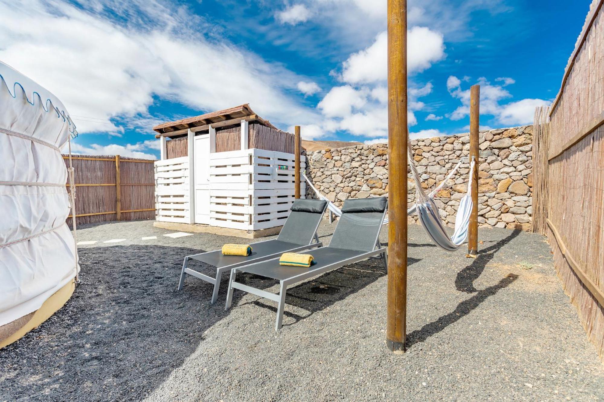Finca De Arrieta Village - Yurts And Stone Cottages - Shared Pool - Walking Distance To Arrieta Beach - Eco Friendly Tabayesco Exterior foto