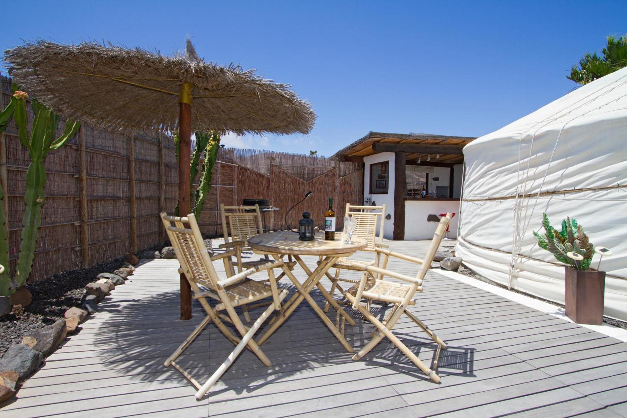 Finca De Arrieta Village - Yurts And Stone Cottages - Shared Pool - Walking Distance To Arrieta Beach - Eco Friendly Tabayesco Exterior foto